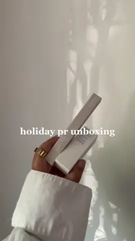 thank you so much 🎄🎁🍾#prhaul #prunboxing #prhaulunboxing #microinfluencertiktok #whatigetinaweekasaninfluencer 