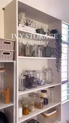 Ivy Storage Organizer is literally the perfect basket you’ll ever need for your kitchen cabinets 🥰 Video credit 🎥 : @itslilykamal #ommohome #ommohomesetiaalam #ommoideas #sale #discount #yearendsale #fyp #foryoupage 