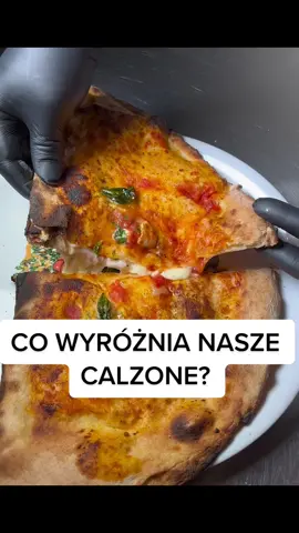 Oryginalne i naprawdę pyszne🔥 #pizza #Foodie #kolacja #dlaciebie #calzone 