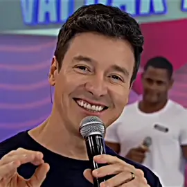 Marque ela (e) aqui nos comentários...🥰 #pravoce #cantadas #frases #whatsappstatus #tipografia #rodrigofaro #k4yk_dexx 
