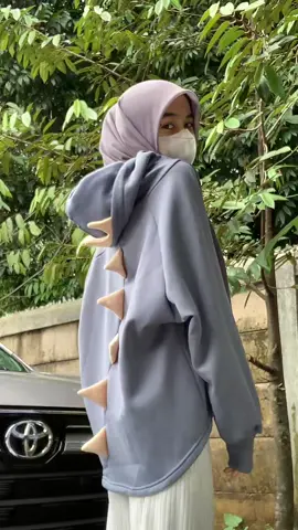 lucu sekali kan sweater kuuu 😚