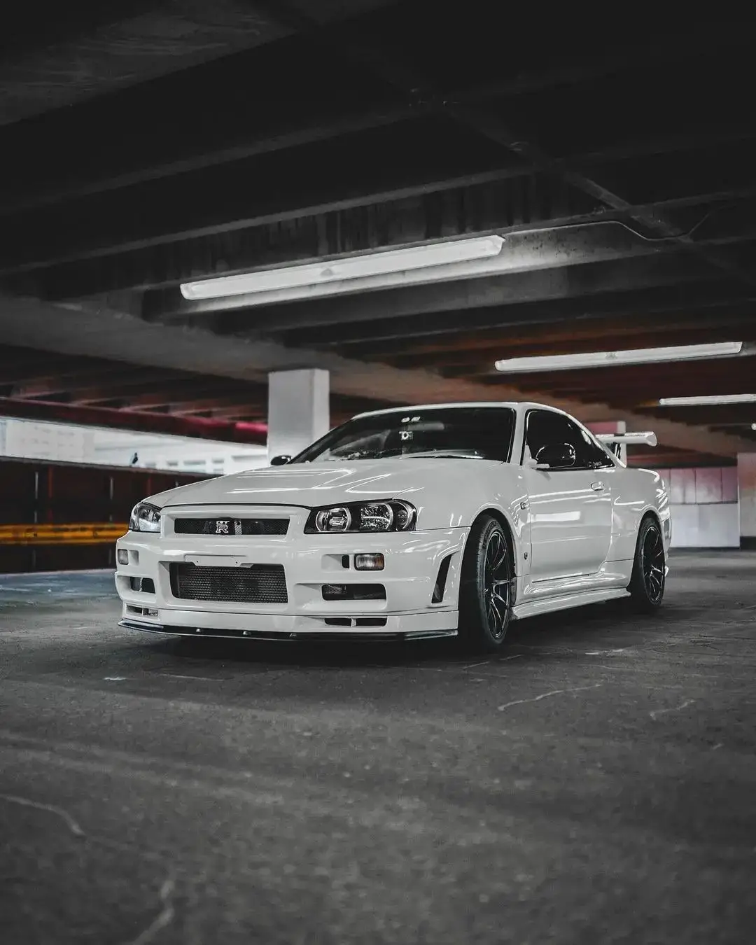 𝑾𝒉𝒊𝒕𝒆 𝑺𝒌𝒚𝒍𝒊𝒏𝒆 🤍 #nissanskyline #r34 #skyline #jdm #jdmcars #rumba_gtr 