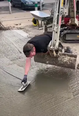 Yo what’s the first thing OSHA is going to say?  #construction #design #engineering #contractor #concrete #constructionlife #civilengineering #constructionsite #engineer #constructionworker #concretedesign #concreteconstruction #concretelife #cement #steel #builder #rebar #architecture #civilengineer #civilconstruction #structuralengineering #engineeringlife #engineeringstudent #contractorlife #satisfying #asmr #satisfyingvideos #oddlysatisfying 