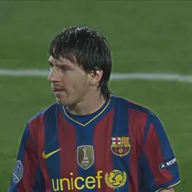Messi Young ☠️#messi #barca #championsleague #messi2010 #fifa #sports #parati #fpyシ 