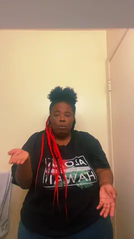 Bathroom shenanigans 🤎 #ColorCustomizer #wkeke #dancing #plussize #bbw #biggirlhype #phatzgirls #fatgirl #biggirltiktok #florida #dancechallenge 
