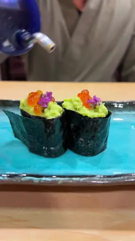 @turtlecqmに返信 Gunkan Sushi with Wasabi and Avocado #sushi#wasabi#avocado 