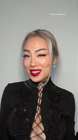 my skin is holiday party ready with @Lancôme #LancomePartner #RenergieTripleSerum