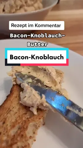 Macht sü☆chtig. #Baron #knoblauch #Butter #kräuterbutter #blitzrezept #Silvester #Party #foryou #kochen #essen #dip #Brot 