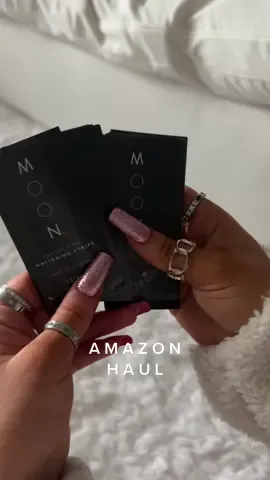 Amazon unboxing haul! We are back to a regular scheduled content! Did you miss me!? Everything is on my amazon! #amazonfinds #amazon #amazonmusthaves #amazonhaul #amazonfavorites #amazonunboxing #amazonselfcare #moonbykendall 
