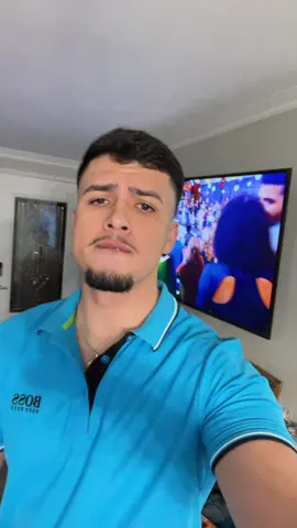 Feliz año nuevo🥳🤣👍🏼 no me la se
