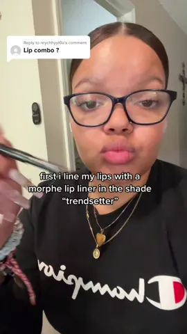 Replying to @reychhyyl0a this was real awkward to make 😓 #fyp #viral #xyzbca #makeup #lipcombo 