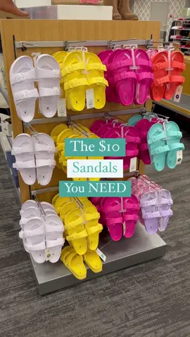 THEY’RE BACK!! 🙌🏼 The best $10 sandals are here and available in 7 colors!  #targetshoes #shoecrush #sandalseason #targetdoesitagain #newattarget #targetstyle #targetshopper #targetfinds #targetgoodies #targetrun #targetmyway  #targetforthewin #targetfashion #targetdeals #foundattarget #targetproblems 