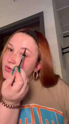 First grwm of 2023 🥰 #grwmmakeup #grwm #makeuptalk #motd #quickmakeup #lightbeat 