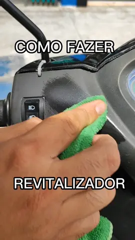 Como fazer #limpapainel com itens de sua #cozinha. #receitas #simples #facil #vibedodia #facavcmesmo #limpeza #faxina #faxinando #receita #caseiro #limpieza #limpandoacasa #carro #moto #lavajato 