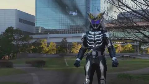 Happy New Year! 🥳 #Gaim #KamenRider #ToQger #SuperSentai #PowerRangers #Tokusatsu #RangerNation #RiderSystem #RedRanger #MorphingGrid #Geats #Donbrothers #DinoFury #fyp #fypシ #foryou #edits 