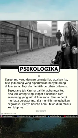 Ketika kita berjuang untuk seseorang tatpi orang itu tak menghargai perjuangan kita. Terkadang melepaskan apa yang teah digenggam itu diperlukan, karena dunia tidak selamanya sesuai dengan apa yang kita harapkan. :-) #psikologi #melepaskan #harapan #KesehatanMental #sehatmental #kamubisa #kamukuat #terabaikan #pergi #menyendiri 
