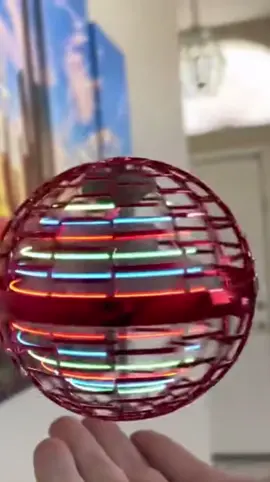 Get them while they are on sale! #flyingorb #funtoys #funtoyskids #viralproducts #flyingorbball #foryoupage #foryou 