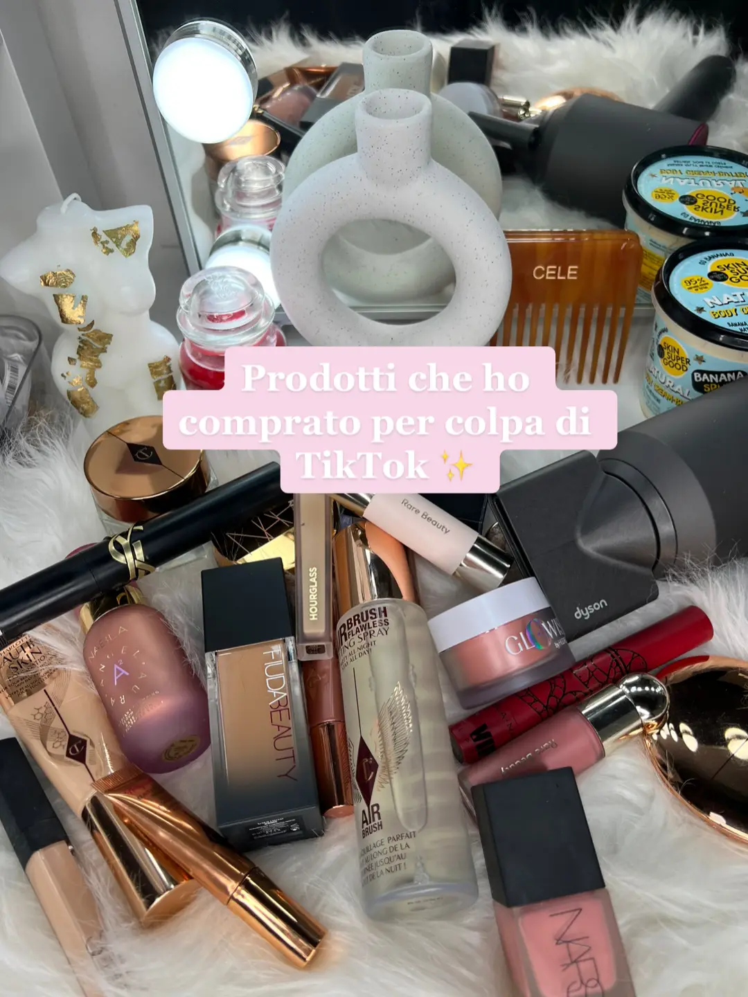 Vittima del marketing, recensisco velocemente i prodotti più virali del web 🥲✨ #tiktokmademebuyit #makeup #makeupartist #hudabeauty #viralproducts #rarebeauty #makeuphack #makeuptips #ratingproducts @Charlotte Tilbury @Huda Beauty @NABLA Cosmetics @Rare Beauty @kyliecosmetics