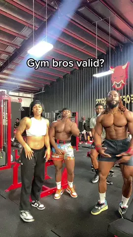 Strong 🥷’s can’t dance 😂😂 