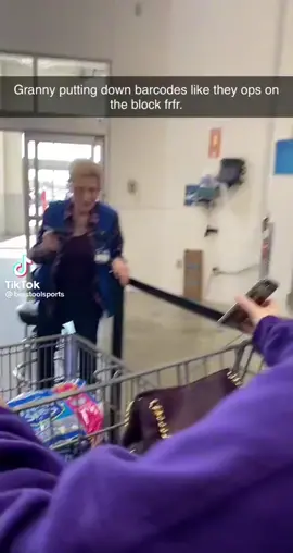 Scanning aggressive asl 🤣🤣#fyp #funny #fypシ #walmart 