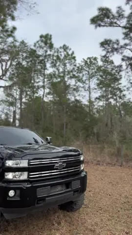 someone come get em taking the lift off tonight:/ #k18results #duramax #bawgers #welds 