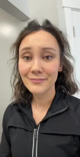 Maybe my hair will be thick and long right when I give birth next time so I can lose it all again 😅 #postpartumhairloss #momtok #momtiktok #firsttimemom #hairloss #k18results 
