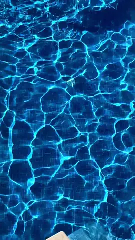 La forma del agua #fyp #foryoupage #motion #aesthetic #aesthetic #videography #videosplaya #agua #water #motiongraphics #vide #imagine #aestheticvideos #aestheticvibes 