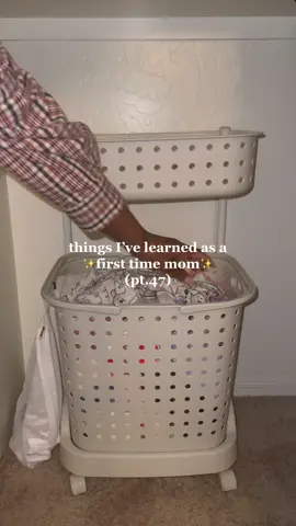 wash day done right🫧 #MomsofTikTok #momtok #firsttimemom #firsttimemomtips #momhacks #LifeHack #momtipsandtricks #momtips #mom #fyp #enviroklenz #powerinthepowder 