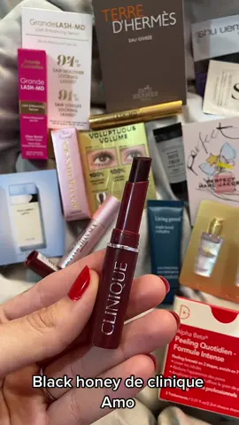 Y en sephora méxico muy a webo te dan los buenos días 🙅🏻‍♀️  #sephora #beauty #blackhoneyclinique #blackhoneydupe #regalos #reyes #BeautyTok #sephoragiftlist #sephorausa #perfume #samples 