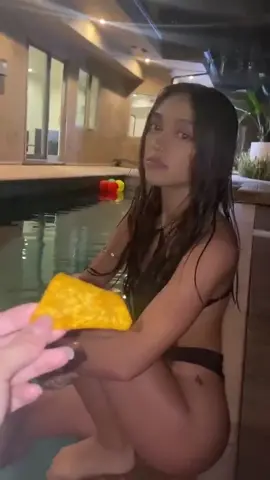She didn’t want the chip 🤣🤩 #chip #funny #doritos #girl #woman #follow #comment #like #viral 