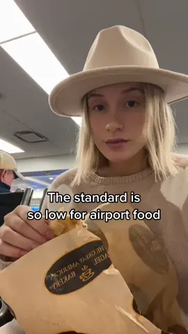 I was personally victimized by this bagel  #fyp #foryoupage #greatamericanbagel #bagels #airportdiaries #traveltiktok #travelinfluencer 
