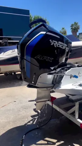 Mercury 360hp Outboard strictly for racing! Rev Rev #mercuryracing #mercury #outboard #boatsgonewild #boats #boatlife #cco #race #boatrace #boattok #fishlife 