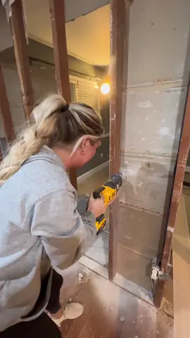 Demo is my bff 🤍🏠🔨 #homerenovation #newhomeowners #DIY #demo