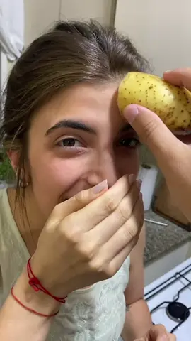 Tenes una verruga? Tenes una papa? Mirate este reel 😎 Síganme para mas consejos que espantarían a cualquier dermatólogo! 