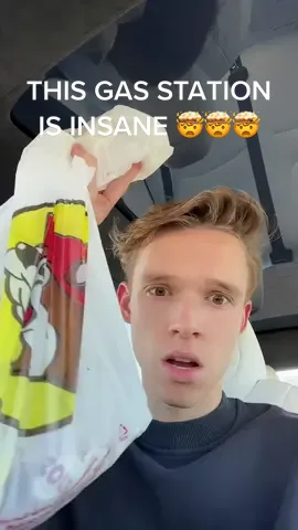 seriously tho if ur man is wearing those 😭
