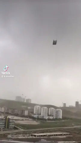 Strong Winds Almost Blows Shelf at Person in Ankara, Turkey - May 21, 2020 #instinct#fear#fyp#mention#pourvouspage#tiktokchallenge#suivre#explorer#meme#vidéo#tendance#tiktoktrend#tiktokfamous#vidéos#virales#viralpost#pourvous#foryoupage#bestvideo#thisis4u#treding#viral#loveyoutiktok#followforfollowback#likeforfollow#likeforlike#suivezmoi#suivre#republier#repost#featurethis#featureme#scream