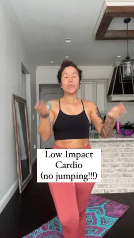 No jumping, low impact cardio 🖤 This workout is super friendly on your knees while also getting you properly warmed up before your workout. Complete all moves for 30 seconds each for 5-10 minutes at your own pace. For home workout plans and meal guides, click the link inside my bio. 🍑 #lowimpactworkout #lowimpact #lowimpactcardio #lowimpactexercise #cardio 