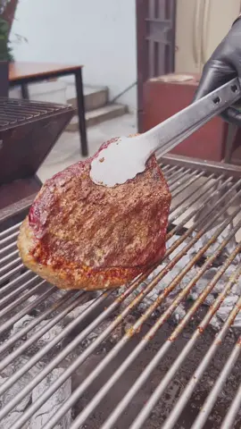 🔥🔥🔥 Picanha Angus Prime🔥🔥🔥 Lindo el cuchillo @chefboss.ec 🙌🏻 #grill #viral #xyzbca #asados #foodporn #fy #foryou #grilling 