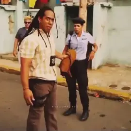 🏷️ PRA QUEM FALA QUE TODO FILME, O CAPOEIRISTA SÓ APANHA 😉🔥👊🏿 🏷️#FIQUE 😂😂 📣FILME : FAVELA VINGANÇA SANGRENTA @lateefcrowderdossantos🇧🇷 🔰NARRADOR @zulu_ck 🎙️ 🔰 SIGA CURTA COMENTE COMPARTILHE 🚀 📌https://youtube.com/@capoeiranarrativa811  #capoeira #quequeisso #capoeiranarrativa #narrador #estouradonacapoeira #salvador #bahia #brasil 
