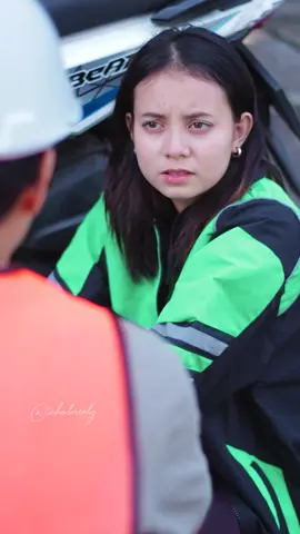 Kisah cinta mba Ojol dan mas Kuli Proyek (kuproy)? Sweet banget loh endingnya🥰 #drama #dramatiktok #suneedaycreative #ichalovely #abialbian #kobemprajaka #fyppage #viralditiktok #romance #ojol #cinta 