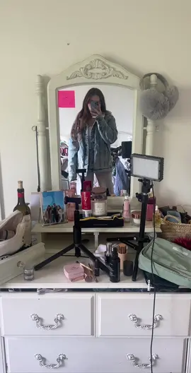 the aftermath of getting ready + filming LOL kinda cute tho
