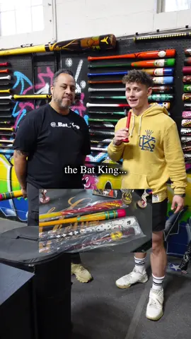 The Bat King ( @victussportshq  ) can put any design on a baseball bat and is extremely talented 🔥💯… What design would you want on a custom bat? Personally I think a lightsaber would be dope 🤣 #custom #pencil #playball #homerun #softball 