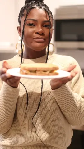 Guys, don’t play with this sandwich, I got my husband hooked on it all week. It’s quick and simple to make, but tastes so good! #healthyrecipes 
