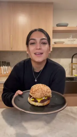 Making American food for my American girlfriend @alixtraeger #FoodTok #cheeseburger #burger #america #wlw #wlwcouple #couples #cooking #persian 