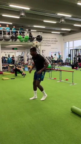 Pogba’s skills 🤩 #Juventus #Pogba #SportsTikTok 