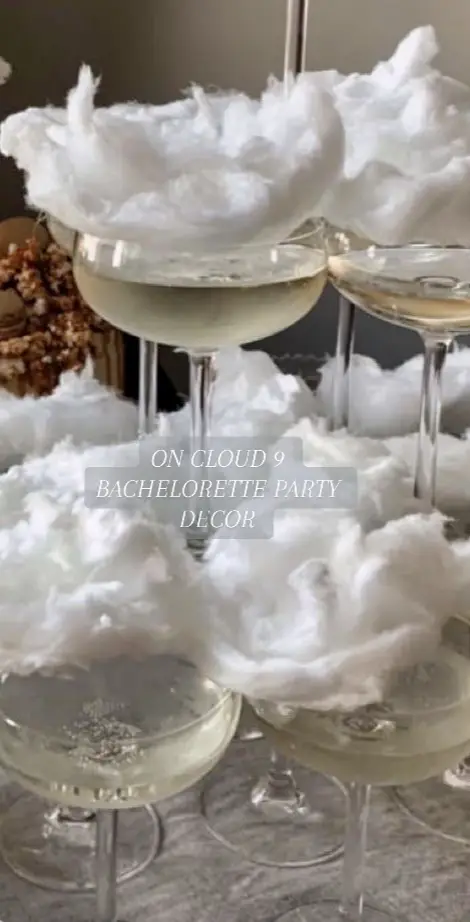 So dreamy 🤍☁️ All this & more linked in my bio under “On Cloud 9 Bachelorette Decor” ⭐️🌙 #amazon #amazonfinds #cloud9 #oncloud9 #bach #bachelorette #bacheloretteparty #girls #girlsweekend #review #dreamy #musthaves #wedding #2023bride 