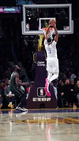 Just wanted to give yall a different angle 📹 #lakers #anthonydavis #lebronjames #lebron #NBA #nbaphotographer #sportsphotography #sonya7iii #nbahighlights 