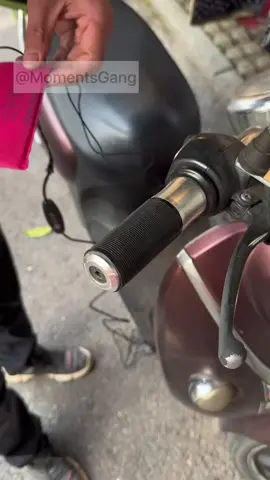 Heated grips for motorcycles