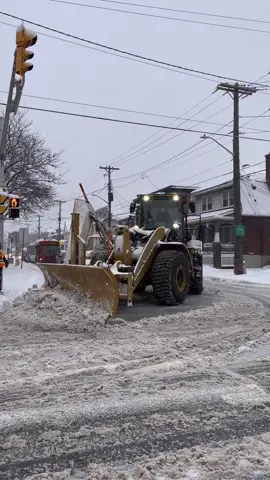 CAT 950M Plowing Snow. #snowplow #snow #snowplowoperator #plowtruck #snowstorm #winter #snowplowing #snowplowseaon #cat #cat950m #catapillarequipment #ottawa #cityofottawa #wintermaintenance #ottawaontario #ottawacanada #canada #ontario #wheelloader #cityservices #fyp 