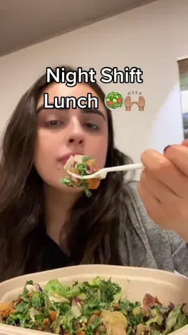 We LOVE a @sweetgreen lunch for night shift 😊🙌🏽🫶🏽🥗  #nightshiftlunch #nightshiftnurses #nursing #nurselife #lunchideas #sweetgreenorder #sweetgreen #sweetgreensalad #travelnurse #travelnursing #nursetok #nursesoftiktok #nightshift 